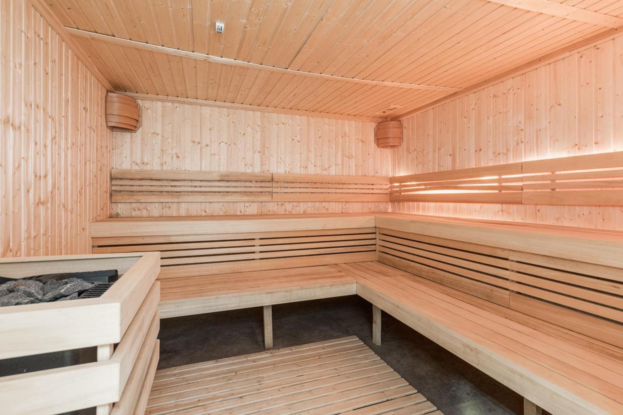 Wellness With Parking By Renters Prestige Apartment Dziwnów