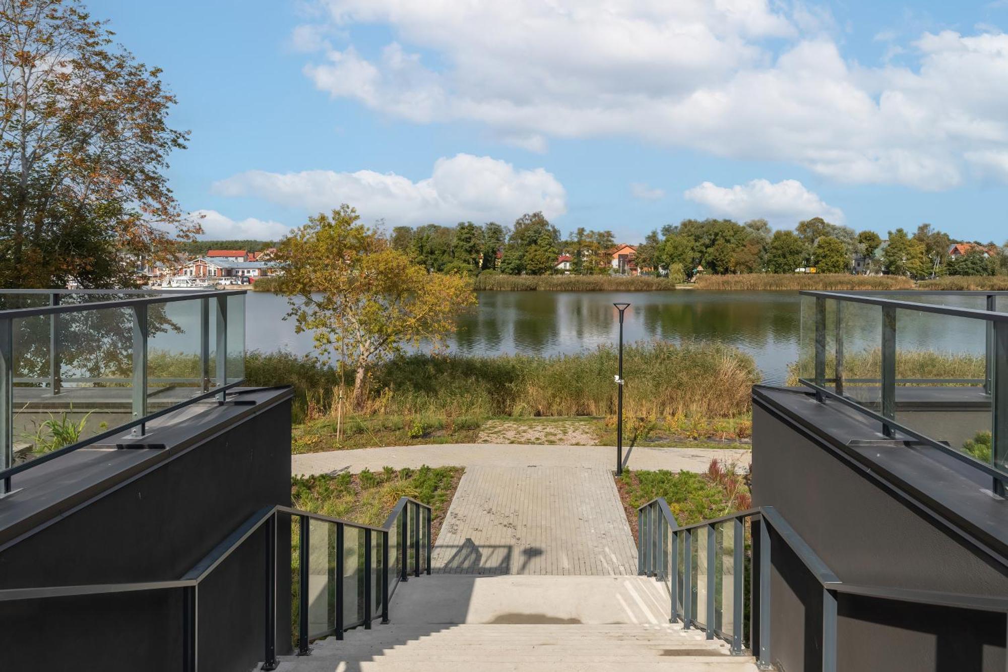 Wellness With Parking By Renters Prestige Apartment